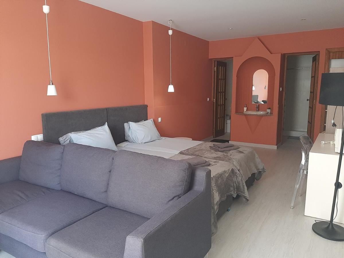 Quartos Do Seixe - Laranja Odeceixe Esterno foto